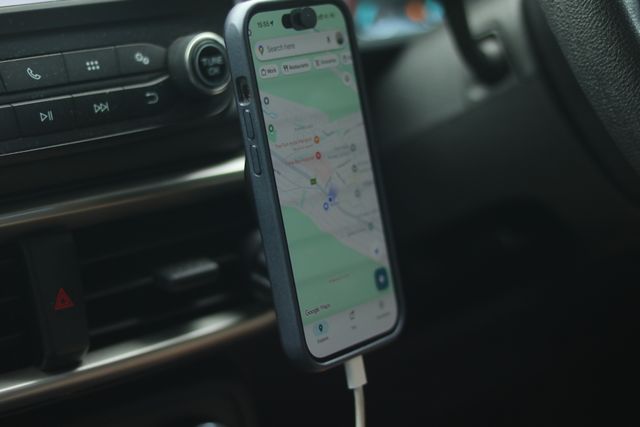 Phone Chargers & Phone Cradles